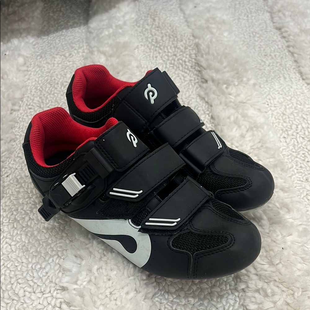 Peloton spin bike shoes